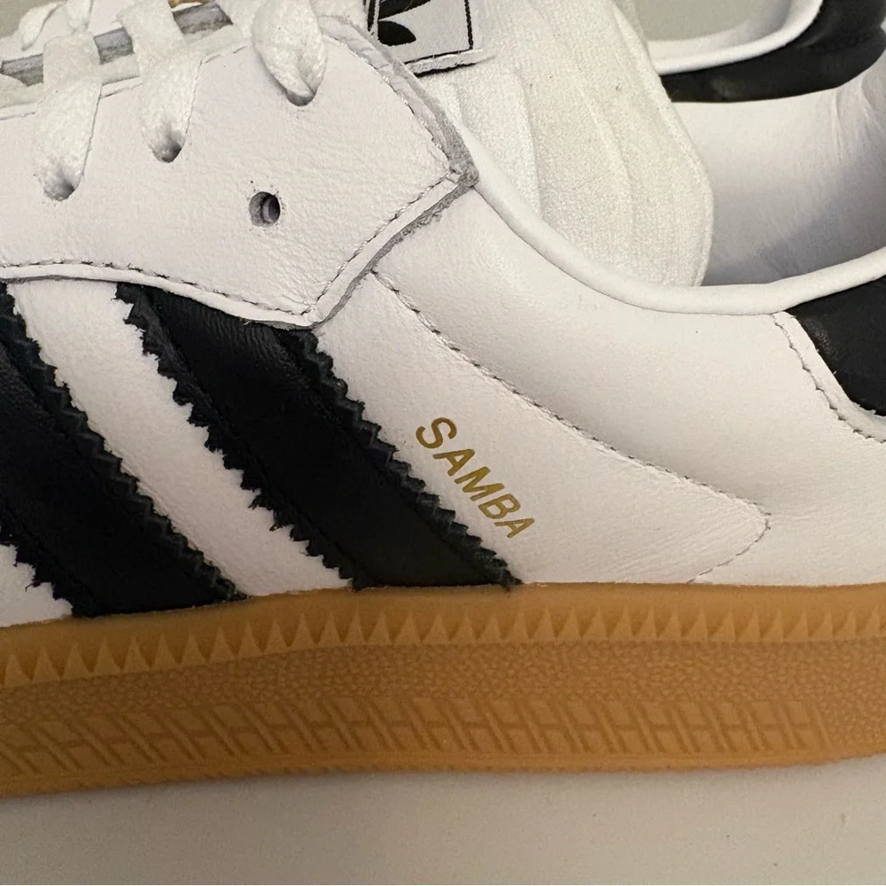 Adidas Samba XLG Originals Mens Size 9 White With Black Stripes Gum Sole Sneaker